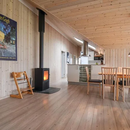 Stunning In With Sauna Feriehus *